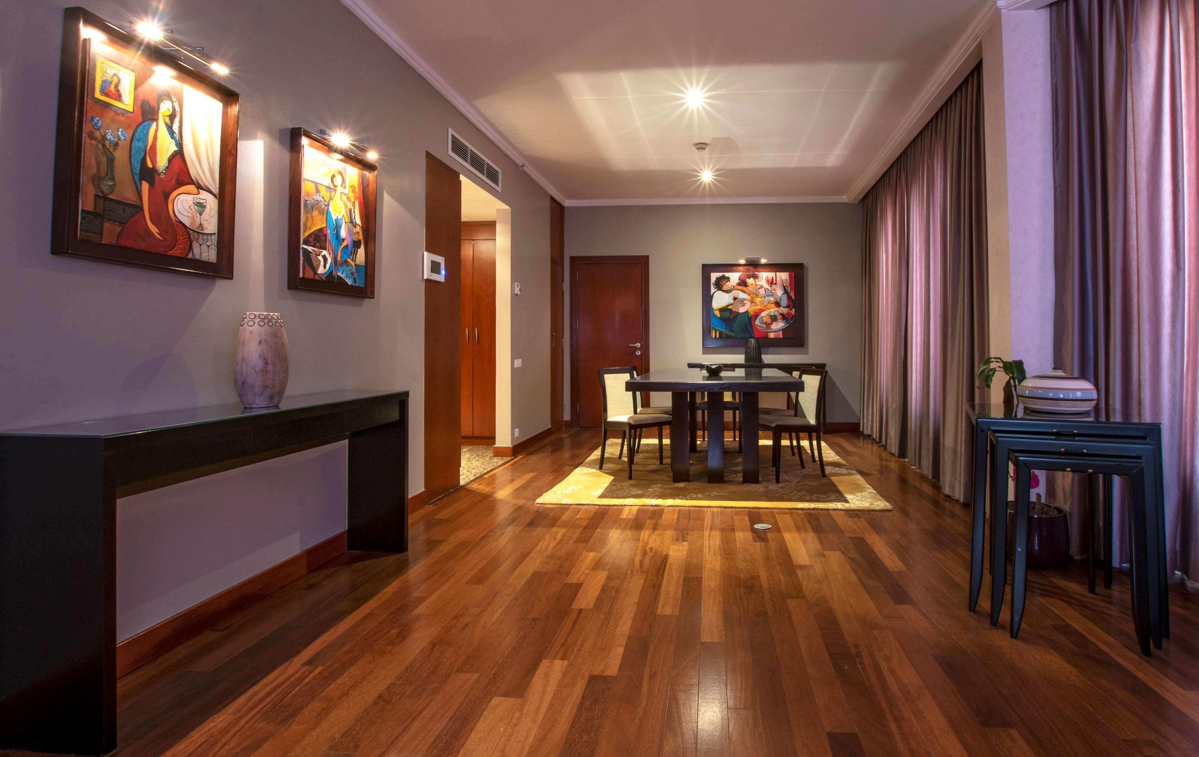 Signia By Hilton Amman Hotel Екстериор снимка