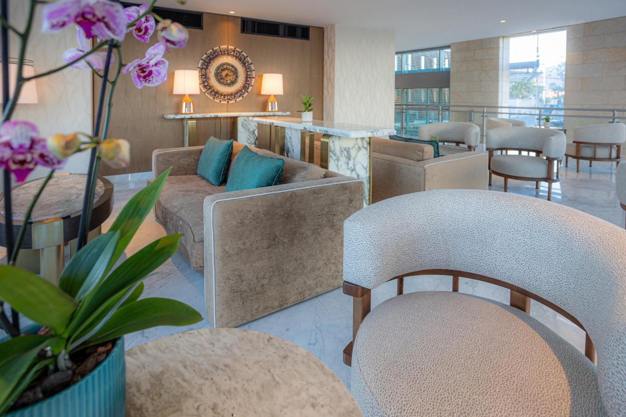 Signia By Hilton Amman Hotel Екстериор снимка