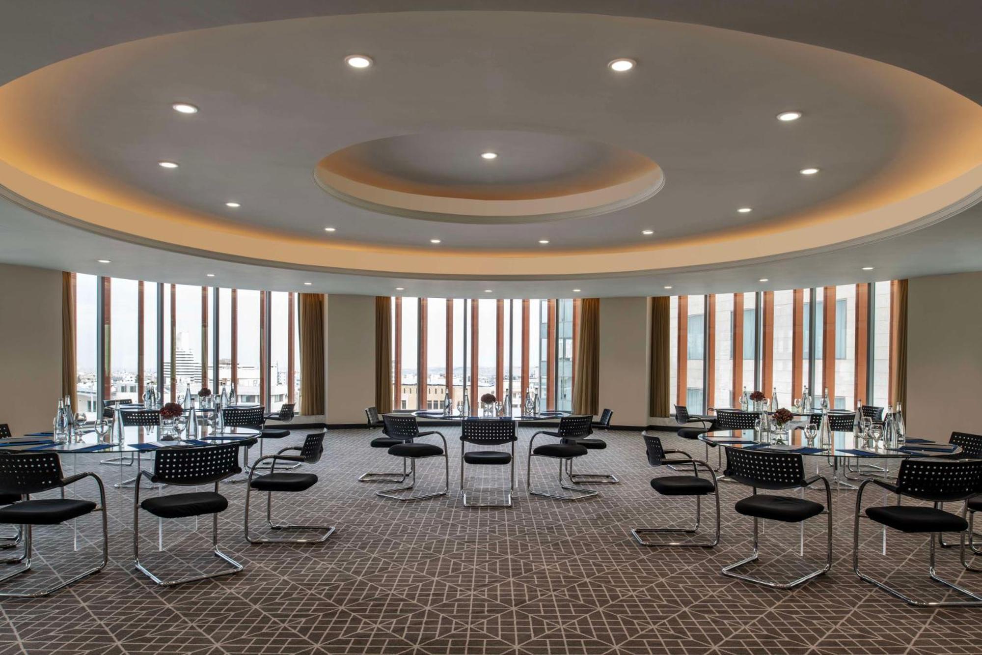Signia By Hilton Amman Hotel Екстериор снимка