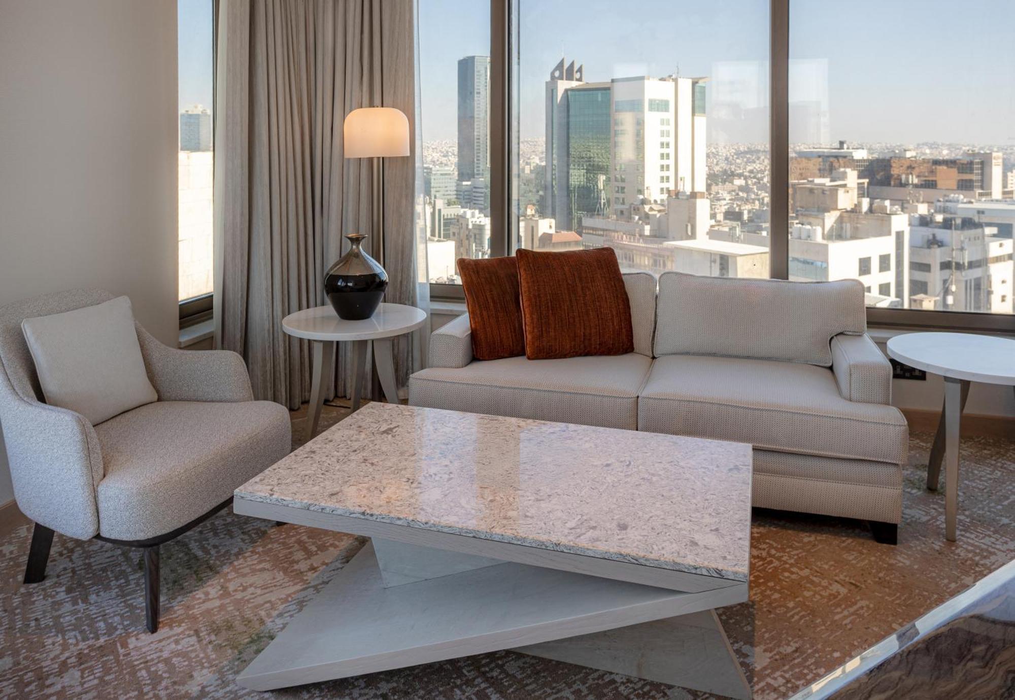 Signia By Hilton Amman Hotel Екстериор снимка